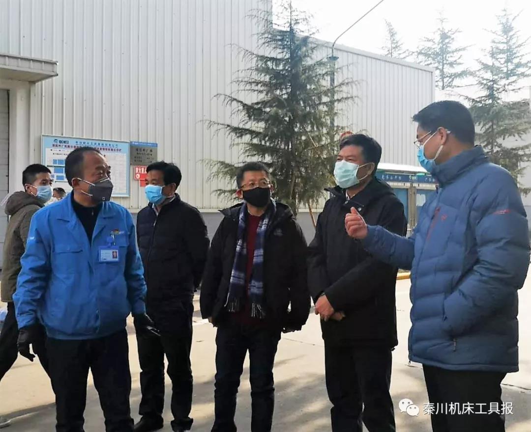 秦川集團(tuán)戰(zhàn)疫情保運(yùn)轉(zhuǎn)有序復(fù)工