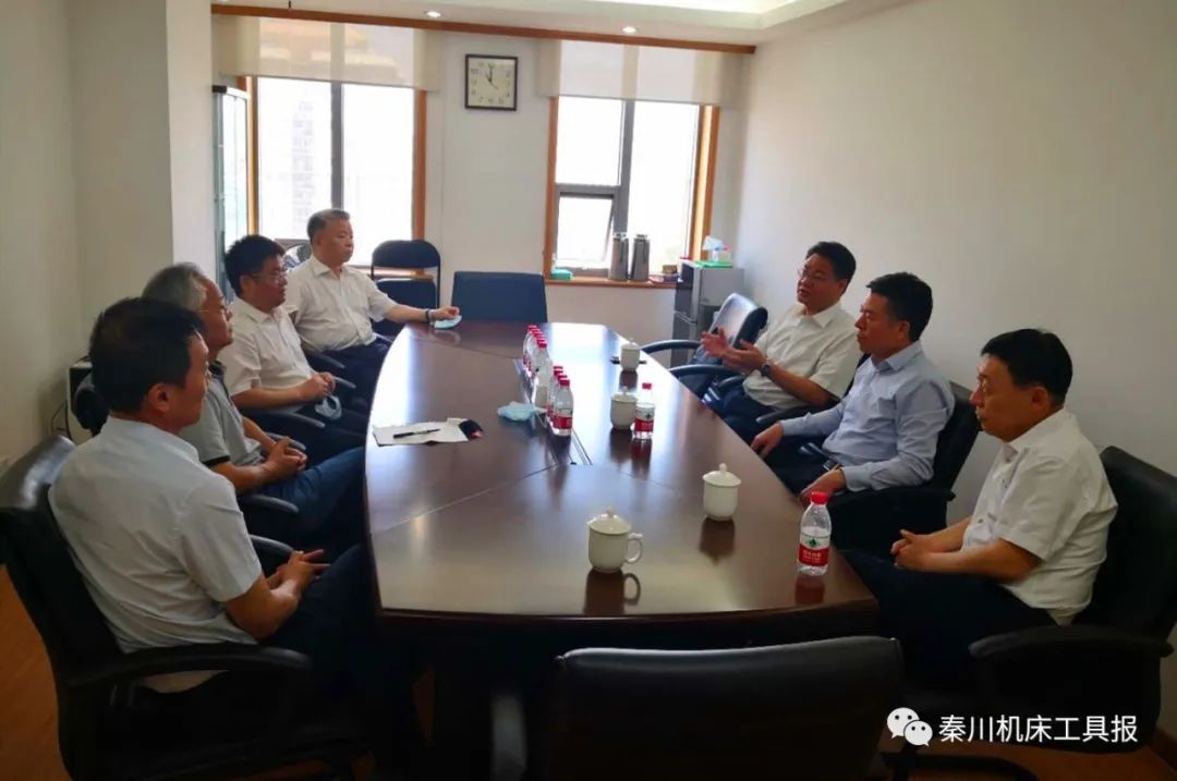 嚴(yán)鑒鉑董事長(zhǎng)拜訪中國(guó)機(jī)床工具工業(yè)協(xié)會(huì)、中國(guó)工程院