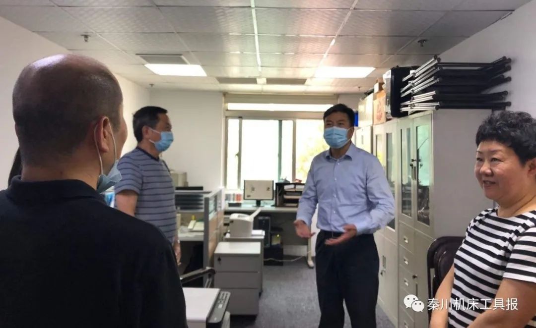 嚴(yán)鑒鉑董事長(zhǎng)赴秦川集團(tuán)上海辦事處調(diào)研