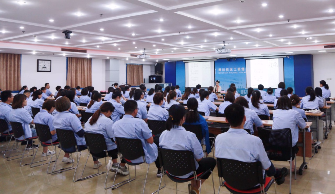 【廉政建設(shè)】秦川集團本部舉辦“家風(fēng)建設(shè)”專題講座