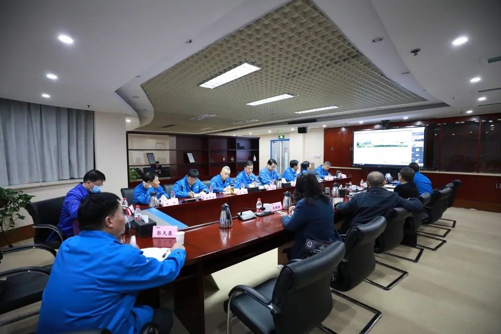 秦川集團(tuán)舉辦“企業(yè)戰(zhàn)略及運(yùn)營管理”專題講座