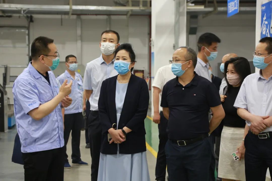 省委外辦主任姚紅娟一行調研秦川集團