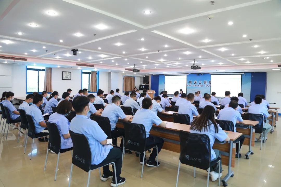 【群團(tuán)工作】秦川機(jī)床本部團(tuán)委組織青工開(kāi)展安全生產(chǎn)月主題教育培訓(xùn)活動(dòng)