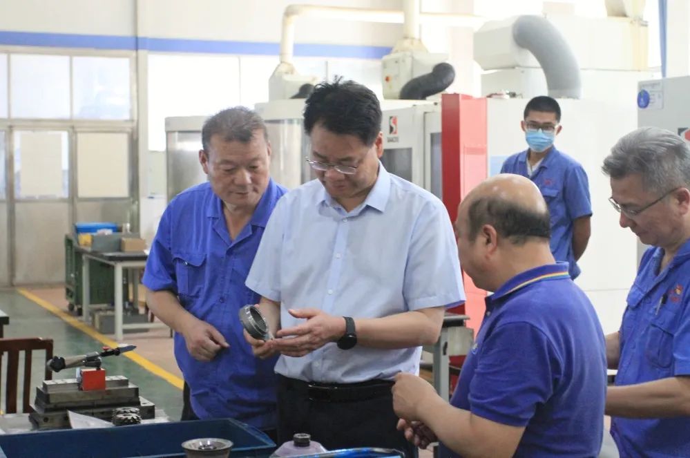 【集團資訊】李強總裁赴漢中片區(qū)企業(yè)調(diào)研指導